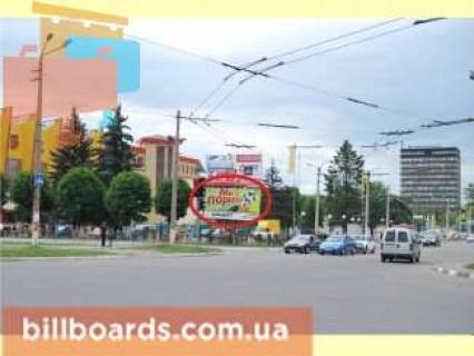 Билборд B в Ивано-Франковске Вовчинецька (Гагаріна) вул. - Надрічна вул., біля ТРЦ "Велес", на світлофорі, нижній, з центру фото 1