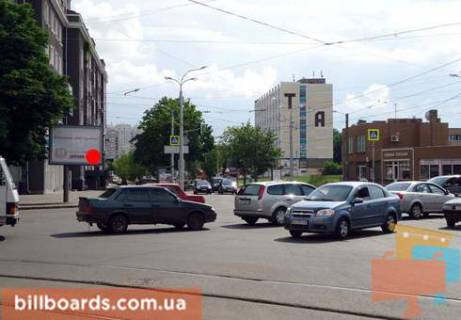 Скроллер  в Харькове Плехановская ул., 40 / Молочная ул. (бывш. Кирова ул.) - 81053 фото 1