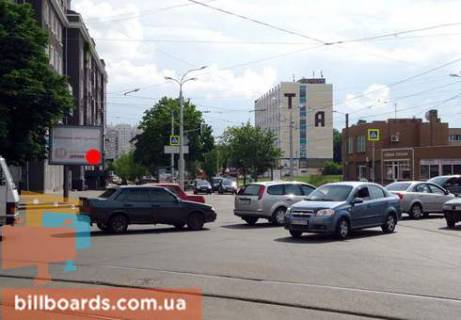 Скроллер  в Харькове Плехановская ул., 40 / Молочная ул. (бывш. Кирова ул.) - 81055 фото 1