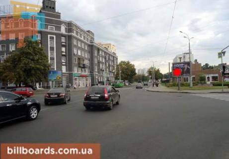 Скроллер  в Харькове Молочная ул. (бывш. Кирова ул.) / Плехановская ул. - 81087 фото 1