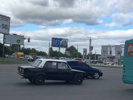 Призматрон, Призма A у Харкові Барабашова вул. - Героїв Праці вул., 2-Г - 188448 Фото 1