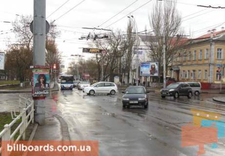Скроллер  в Херсоне Ушакова пр. - Театральна вул. (кол. Горького) - 81242 фото 1
