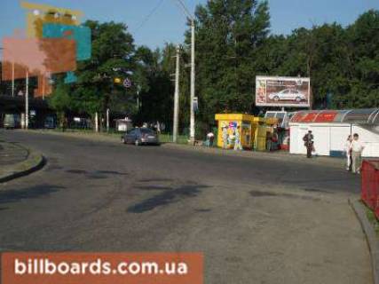 Призма A в Киеве вул. Данила Щербаківського (Щербакова)., ст. м. "Нивки", перед світлофором - 106145 фото 1