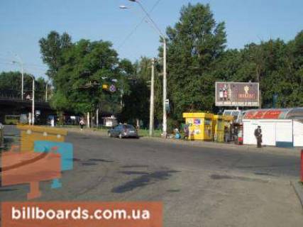 Призма A в Киеве вул. Данила Щербаківського (Щербакова)., ст. м. "Нивки", перед світлофором - 106147 фото 1