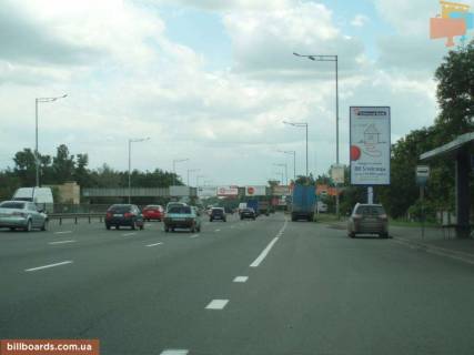 Бэклайт A в Киеве Столичне шосе, зупинка "Корчувате-2", перед АЗС Glusco, SOCAR, з центру фото 1