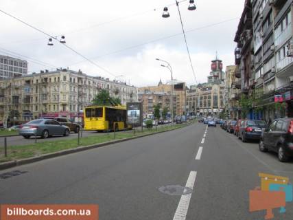 Скроллер A в Киеве Басейна вул., 19, роздільник, в сторону вул. Хрещатик - 161824 фото 1