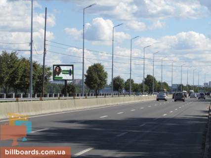 Бэклайт B в Киеве Набережне шосе, 500 м від Пішохідного моста, в сторону мосту Метро фото 1
