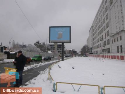 Бэклайт B в Киеве Межигірська вул. - Набережно-Лугова вул., на світлофорі, в центр фото 1