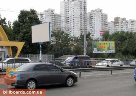 Призма B в Киеве Гетьмана вул., 48а - 162380 фото 1