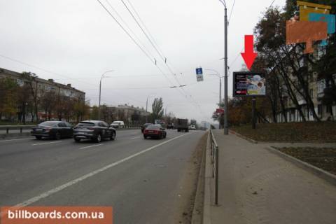 Видеоборд A в Киеве Миколи Міхновського бульвар (Дружби Народів бульвар)., 13, (Медичний Центр "Столиця", УкрСибБанк, Нова пошта №45), в сторону Московської пл., ролик 10 сек. в блоці 80 сек. - 170410 фото 1