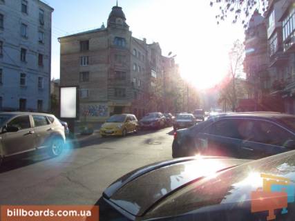 Ситилайт B в Киеве Андріївська вул., 7 - Братська вул. фото 1