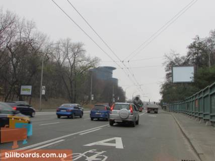 Скроллер A в Киеве Миколи Міхновського бульвар (Дружби Народів бульвар)., 150 метрів від Наводницька площа (ГВВВ пл.), в сторону бул. Українки - 170436 фото 1