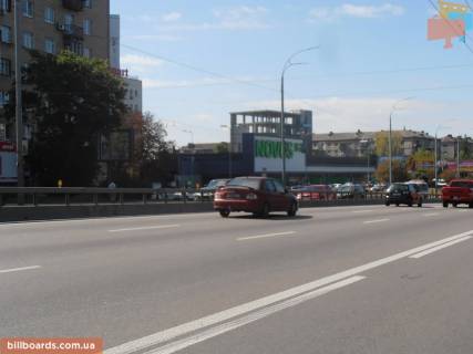 Скроллер B в Киеве Миколи Міхновського бульвар (Дружби Народів бульвар)., 18/7 - 170458 фото 1
