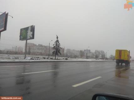 Призма A в Киеве Шухевича пр. (колиш. Ватутіна пр.), 22, навпроти, з центру - 180491 фото 1