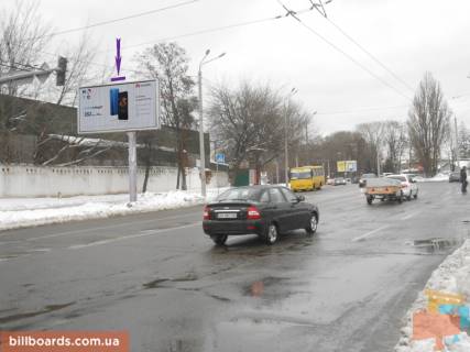 Призма B в Киеве Відрадний пр., 103, навпроти - 171577 фото 1