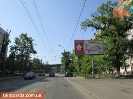 Призматрон, Призма  у Києві Кирилловская ул. (бывш. Фрунзе ул.), 172 / Белицкая ул. - 171608 Фото 1