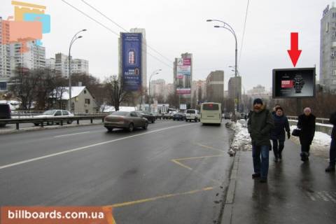 Видеоборд A в Киеве Гетьмана вул., 48А, навпроти, зупинка "станція Карваєві Дачі", в сторону центру, ролик 10 сек. в блоці 80 сек. - 171160 фото 1
