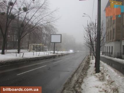 Бэклайт B в Киеве вул. Іоанна Павла II (Патріса Лумумби) . 35/23 - Маккейна вул (колиш. Кудрі) фото 1