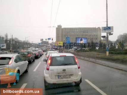Скроллер A в Киеве Голосеевская пл., разделитель, напротив ст.м. "Голосеевская", на светофоре, из центра - 171351 фото 1
