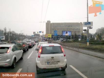 Скроллер A в Киеве Голосеевская пл., разделитель, напротив ст.м. "Голосеевская", на светофоре, из центра - 171355 фото 1