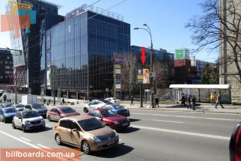 Бэклайт A в Киеве Гетьмана вул., 4, з центра фото 1