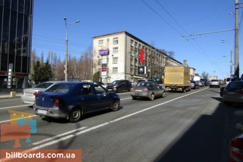 Скроллер B в Киеве Гетьмана вул., 4, в центр - 171392 фото 1