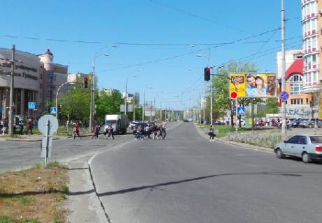 Призматрон, Призма  у Києві Тимошенко ул., 21, в сторону Героев Днепра ул. - 188564 Фото 1