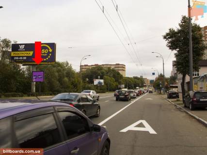 Бэклайт B в Киеве Лобановського пр. (колиш. Червонозоряний пр.), 124 навпроти, в сторону Деміївської пл. (колиш. Московська пл.) фото 1
