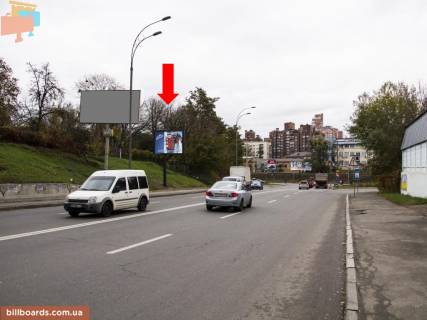 Бэклайт B в Киеве Брожко ул. (бывш. Кировоградская ул.) / ул. Гринченко, в сторону ул. Гринченко фото 1