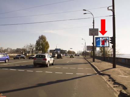Скроллер A в Киеве, 2.3x3.14  Дніпровська набережна / вул. Причальна, біля залізничного мосту, на світлофорі, в сторону вул. Здолбунівської, пр. Бажана - 161573 фото 1