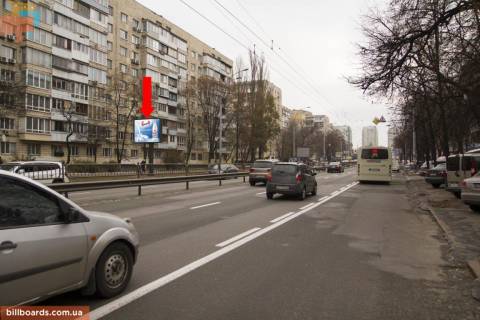 Билборд B в Киеве, 2.3x3.14  Чоколівський бул., 18, в бік Севастопольської пл. фото 1