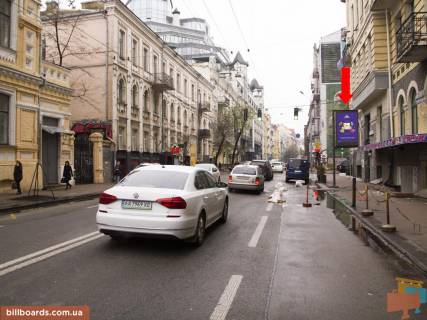 Ситискролл A в Киеве, 1.8x1.2  В. Житомирська вул. / Гончара вул., на світлофорі, в сторону вул. Хрещатик фото 1