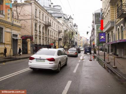 Сітіскролл A у Києві, 1.8x1.2  В. Житомирська вул. / Гончара вул., На світлофорі, в сторону вул. Хрещатик Фото 1