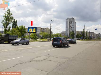 Билборд B в Киеве просп. Червоної Калини (Володимира Маяковського)., 38/10 - вул. Лифаря (колиш. вул. Сабурова), в центр фото 1