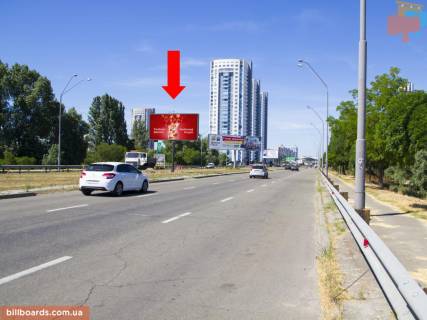 Призма A в Киеве Оболонський пр., роздільник, між ст.м. "Оболонь" і ст.м. Почайна (колишня Петрівка), в сторону ст. м. "Оболонь" - 180441 фото 1