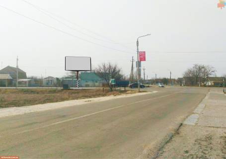 Billboard B in Kyrylivka Avtodoroga T-08-20 - Persotravneva st. Photo 1