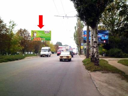 Билборд B в Кропивницкий (Кировоград), 3x6  Тамма вул. (кол. Героїв Сталінграду вул.) / Героїв-рятувальників вул. (Волкова)., ринку, Будинку меблів фото 1