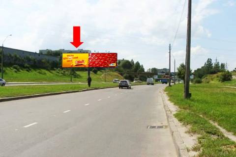 Билборд  в Львове Хуторовка ул., разделитель, возле рынка "Шувар", левый, в центр фото 1