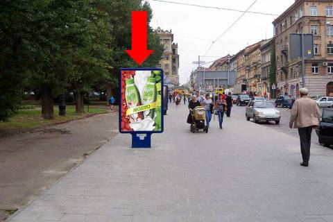Ситилайт B в Львове, 1.8x1.2  Городоцька вул., 83, Цирк, з центру фото 1