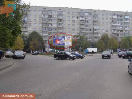 Билборд A в Львове Петлюри вул., Навпроти "Produkty Yermolino", від Садова вул. фото 1