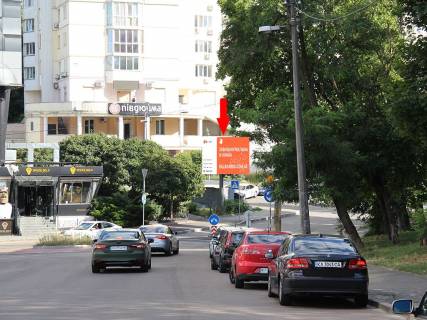Беклайт B у Києві, 2.3x3.14  Мокра вул. (Кудряшова)., 3, "Ультрамарин", супермаркети "Сільпо", "Велика Кишеня", в сторону Генерала Шаповала вул. (Механізаторів) Фото 1
