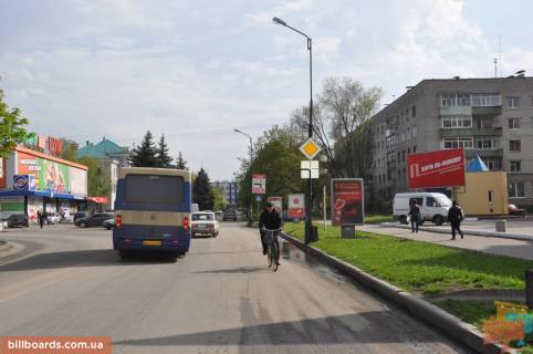 Billboard B in Samar (Novomoskovsk) Get'mans'ka st. (kolis. Radans'ka st.) - 195 Strilec'koi Divizii st. Photo 1