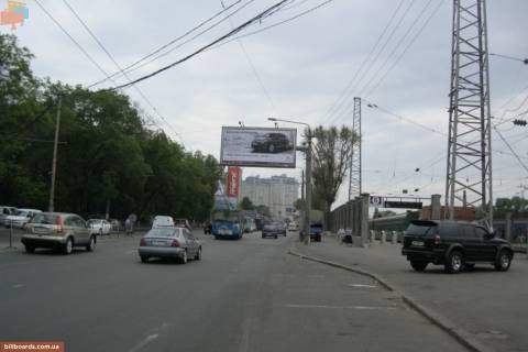 Призматрон, Призма A у Одесі Середньофонтанська вул., Біля зупинки "Залізничний вокзал" - 143504 Фото 1