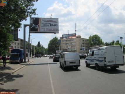 Призма B в Одессе Лесі Українки просп. (Гагаріна просп.). - Канатна вул., 111 - 143541 фото 1
