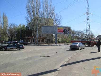 Призма B в Одессе Краснова вул., 17 - Трибуни Героїв пл. (Толбухіна пл.) - 143707 фото 1