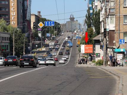 Video Billboard A in Kyiv, 2.3x3.14  Get'mana st., 17, navproti TRC "Kosmopolit", v storonu st. m. "Sulavs'ka", (rolik 10 sek, 1 vihid/1,5 hvilini) - 300357 Photo 1