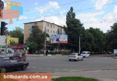 Призма  в Полтаве Мазепы ул. (бывш. Калинина ул.) / 23-го Сентября ул., напротив универсама "Полтава" - 80716 фото 1
