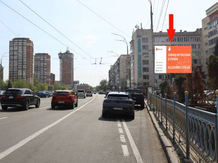 Видеоборд A у Києві, 2.3x3.14  Українки бул., 26 / ул.Алмазова (колиш. Вул. Кутузова), на світлофорі, біля "KFC", ст. м. "Печерська", з центру - 228739 Фото 1