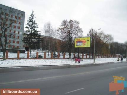 Билборд B в Ровно Київська вул., зупинка "Обласна лікарня" фото 1