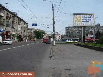 Призма A в Виннице Київська вул. / Героїв Чорнобиля пл. (колиш. Жовтнева пл.), біля супермаркету "Ельдорадо", з центру - 75079 фото 1